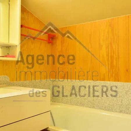 Les Roches - 4 Pieces Pour 8 Personnes 794